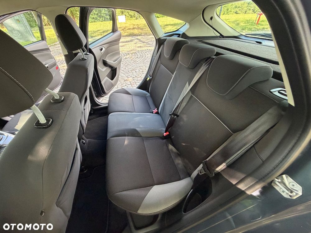 Ford Focus 1.6 TDCi DPF Champions Edition - 26