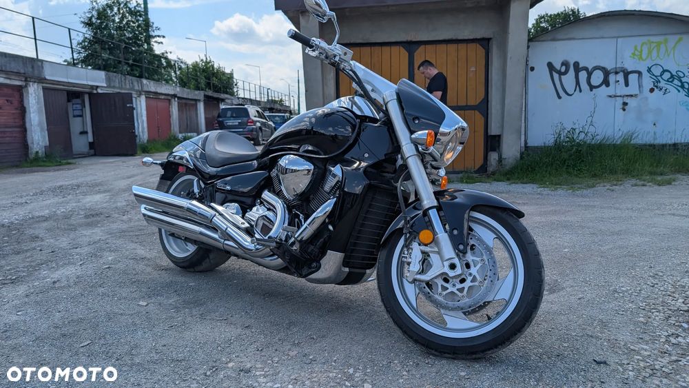 Suzuki Boulevard - 3