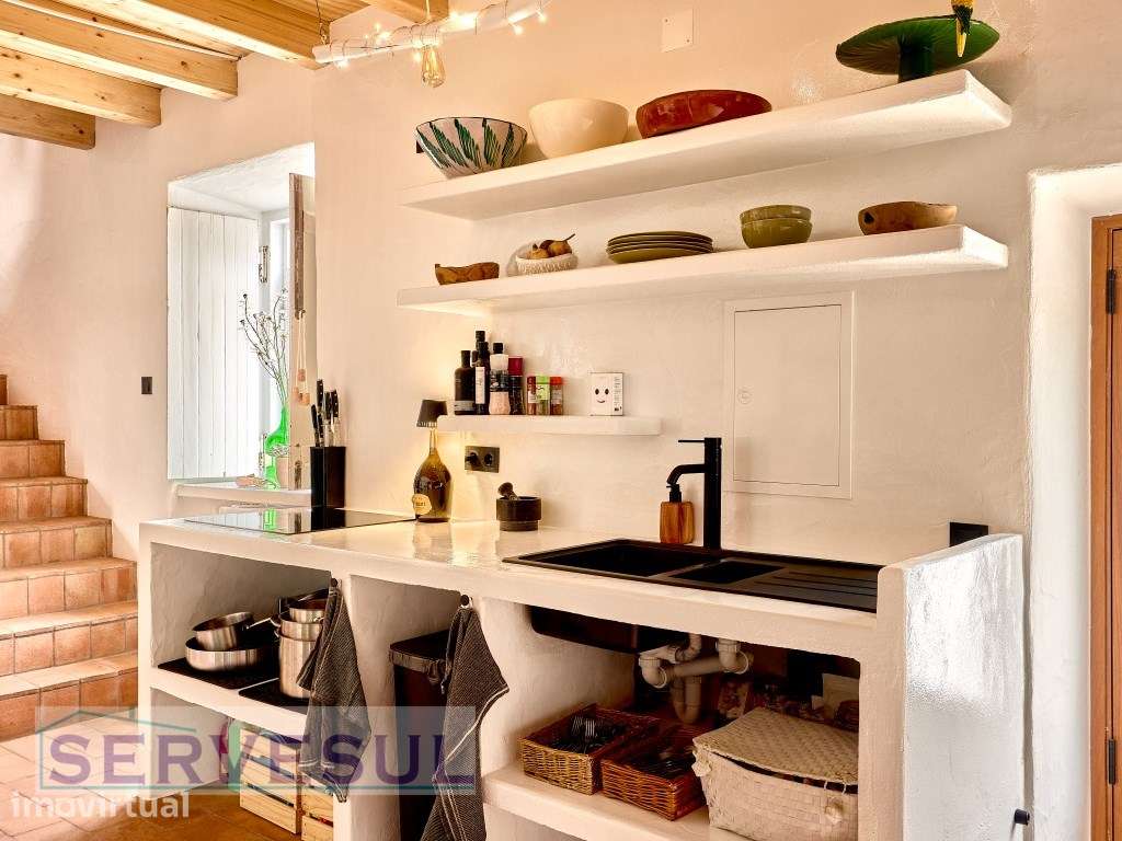 Casa totalmente renovada com 4 quartos e terraço com bonitas vistas... - Grande imagem: 4/60