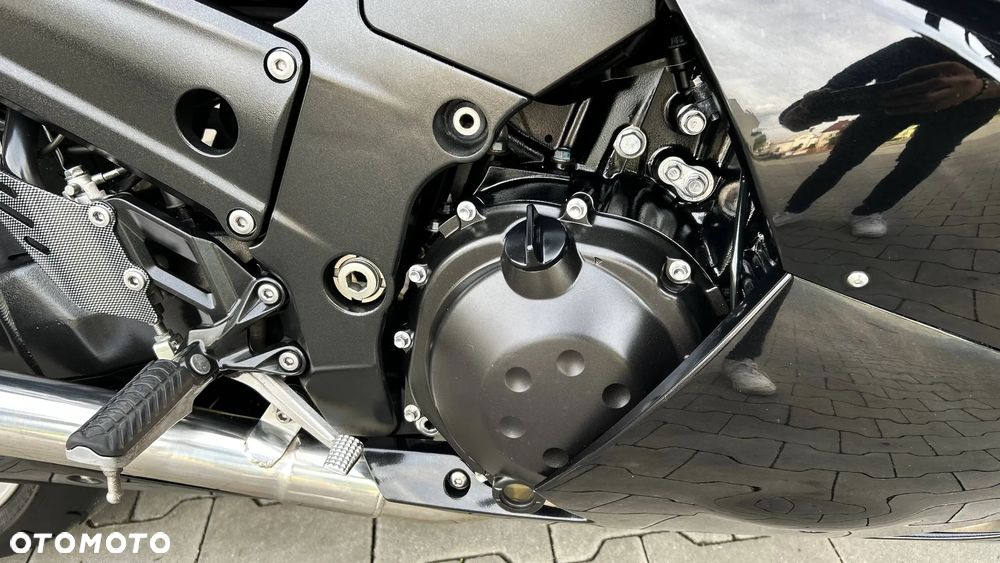 Kawasaki ZZR - 23
