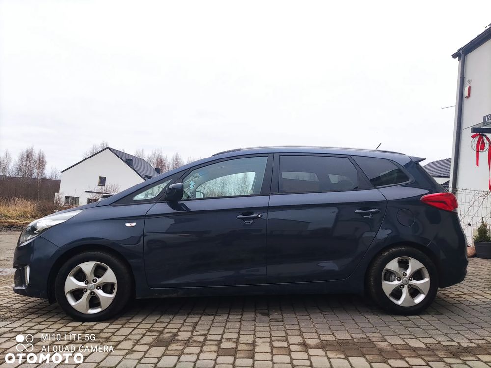 Kia Carens 1.7 CRDi 115 Dream Team Edition - 3