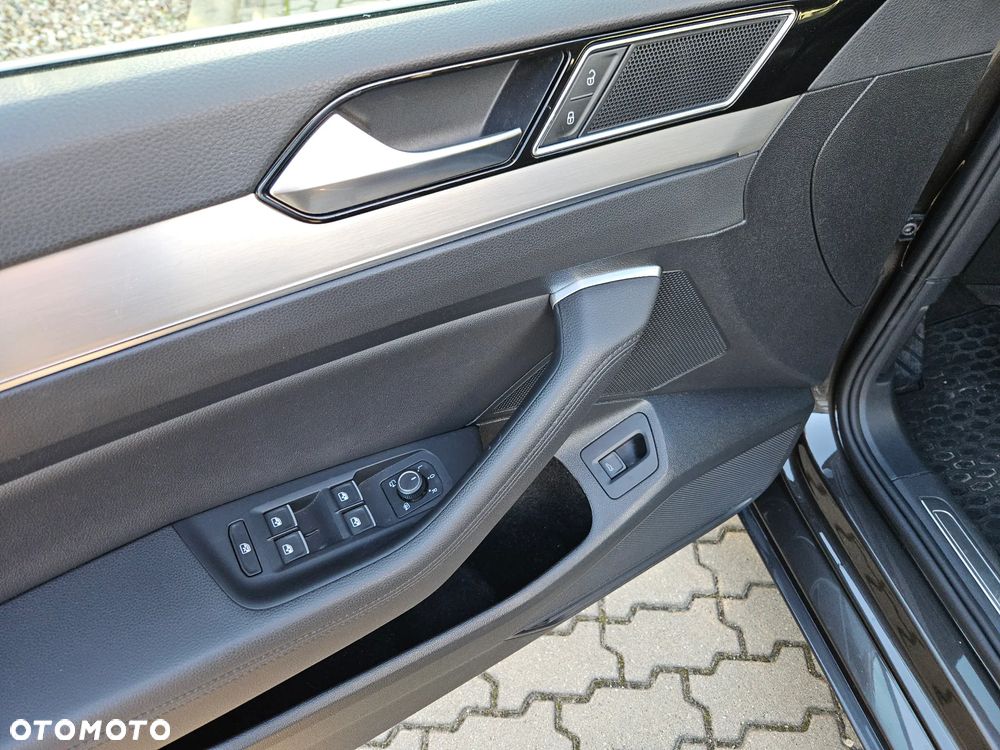 Volkswagen Passat 1.8 TSI BMT Highline DSG - 10