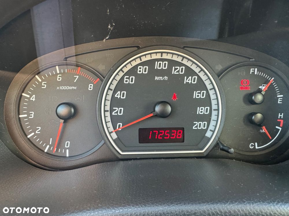 Suzuki Swift - 11
