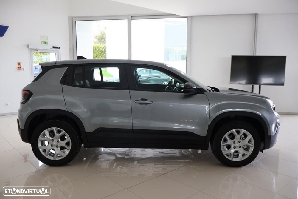 Jeep Avenger 1.2 GSE T3 Altitude - 38