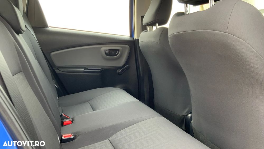 Toyota Yaris 1.5 VVT-i HSD Terra - 11