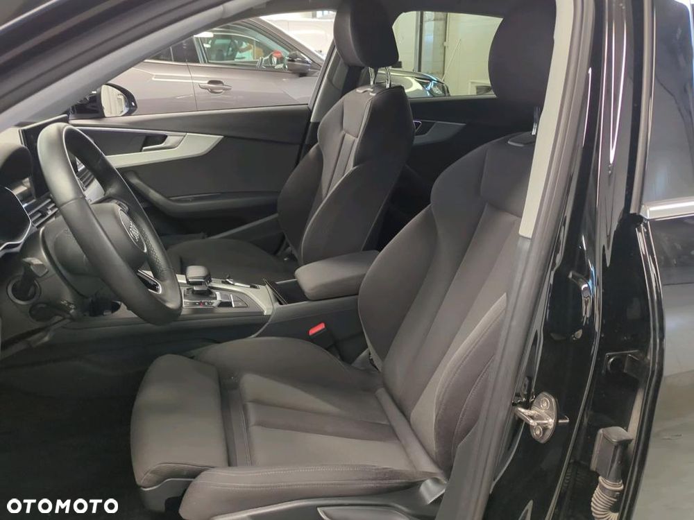 Audi A4 Limousine 35 TFSI mHEV Advanced S tronic - 8