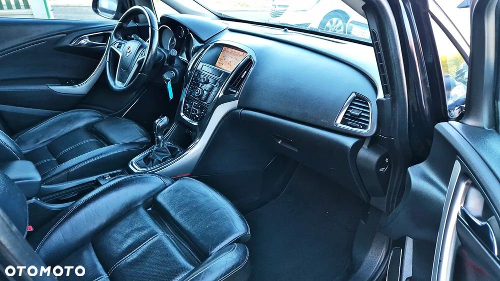 Opel Astra 1.4 Turbo Cosmo - 36