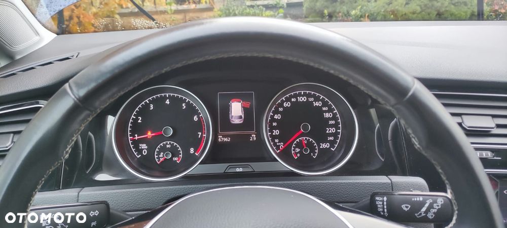 Volkswagen Golf 1.2 TSI BlueMotion Technology Cup - 16