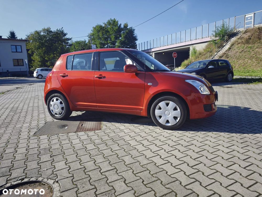 Suzuki Swift - 6