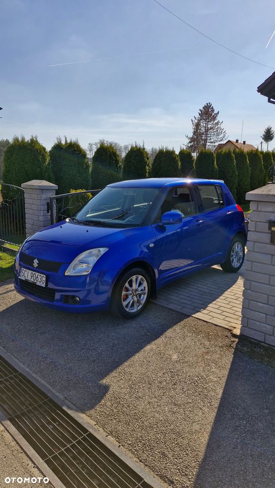 Suzuki Swift 1.3 GS / Premium 4WD - 1