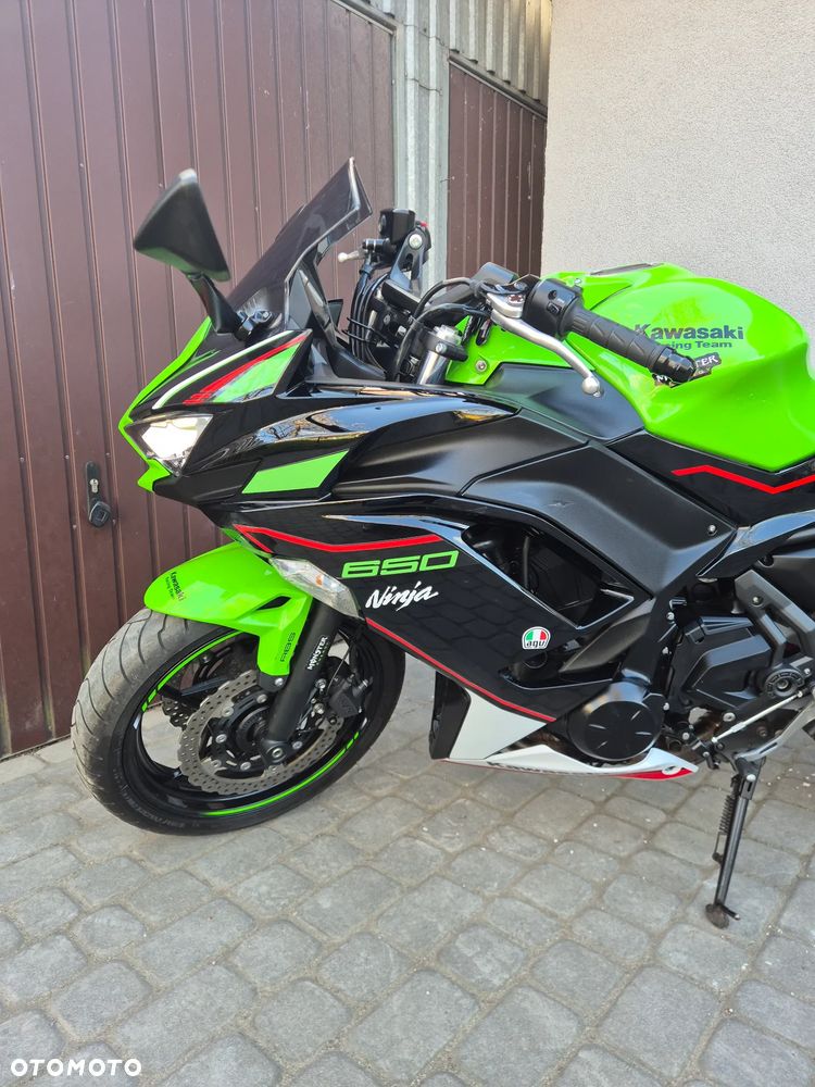 Kawasaki Ninja - 11