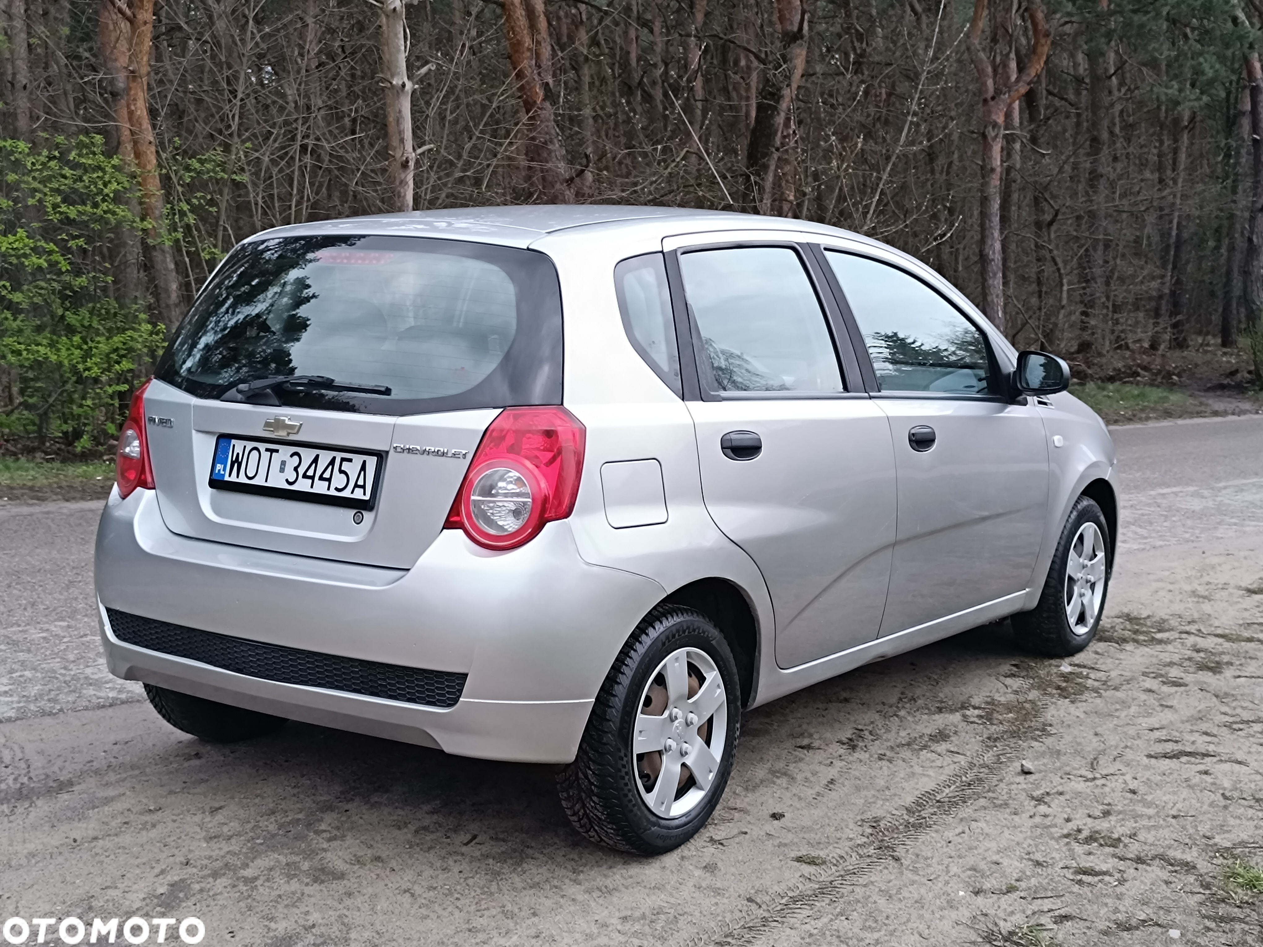Chevrolet Aveo 1.2 16V Base / Classic - 3