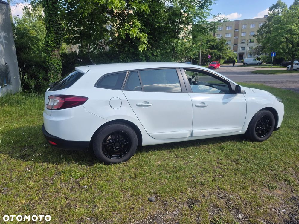 Renault Megane 1.6 16V Style Edition - 4