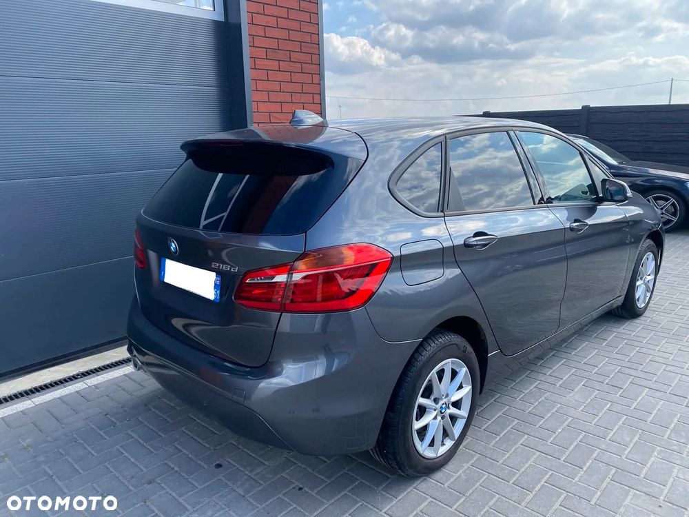 BMW Seria 2 216d - 31