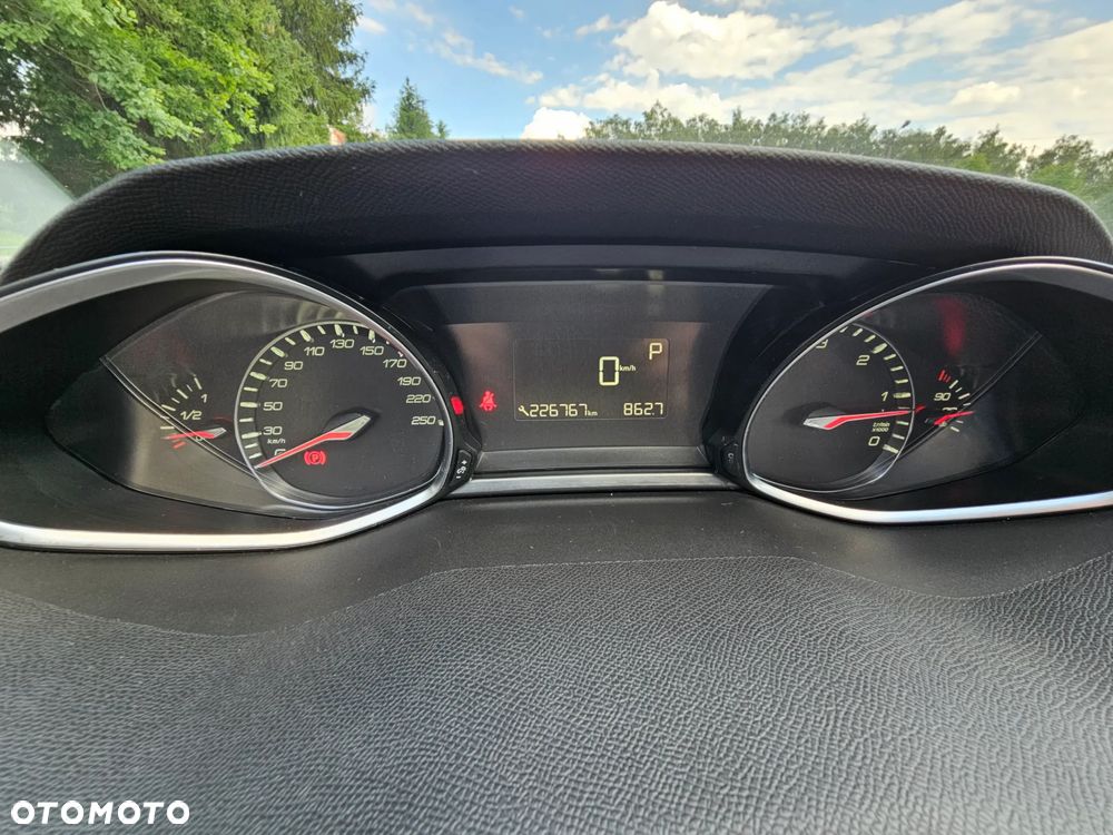 Peugeot 308 BlueHDi 150 Automatik Stop & Start Allure - 4