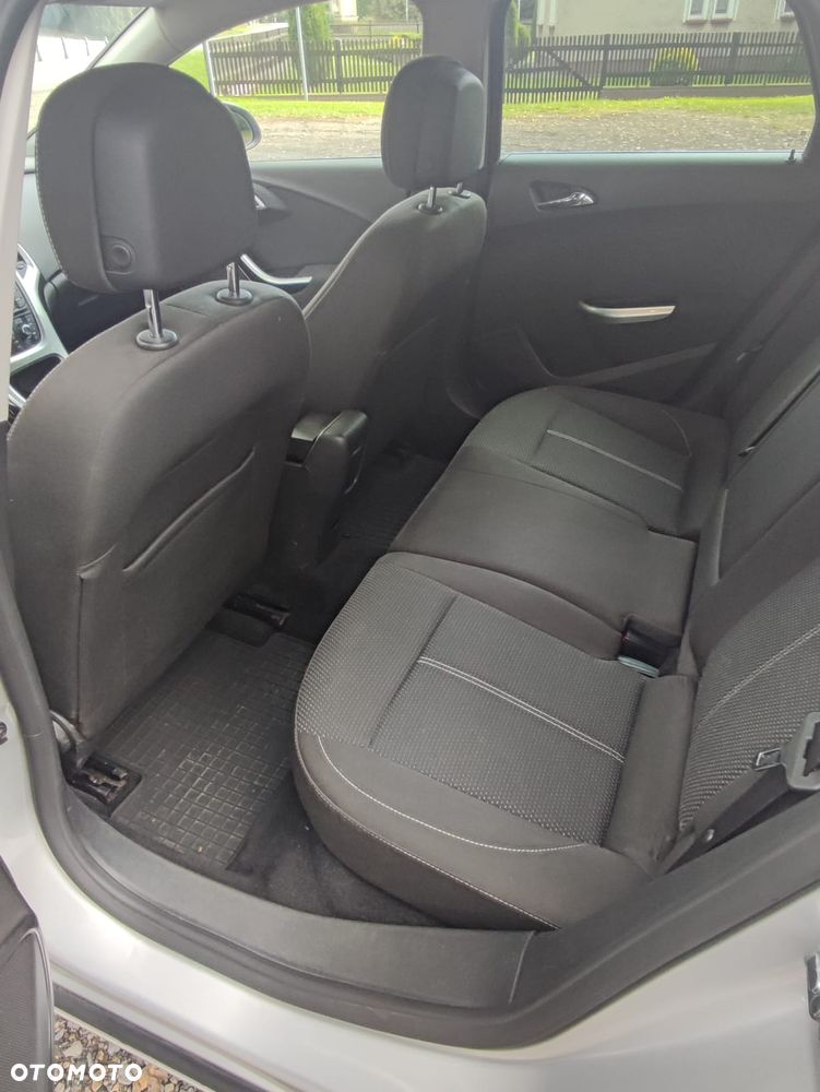 Opel Astra - 10