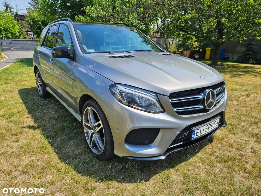 Mercedes-Benz GLE - 1