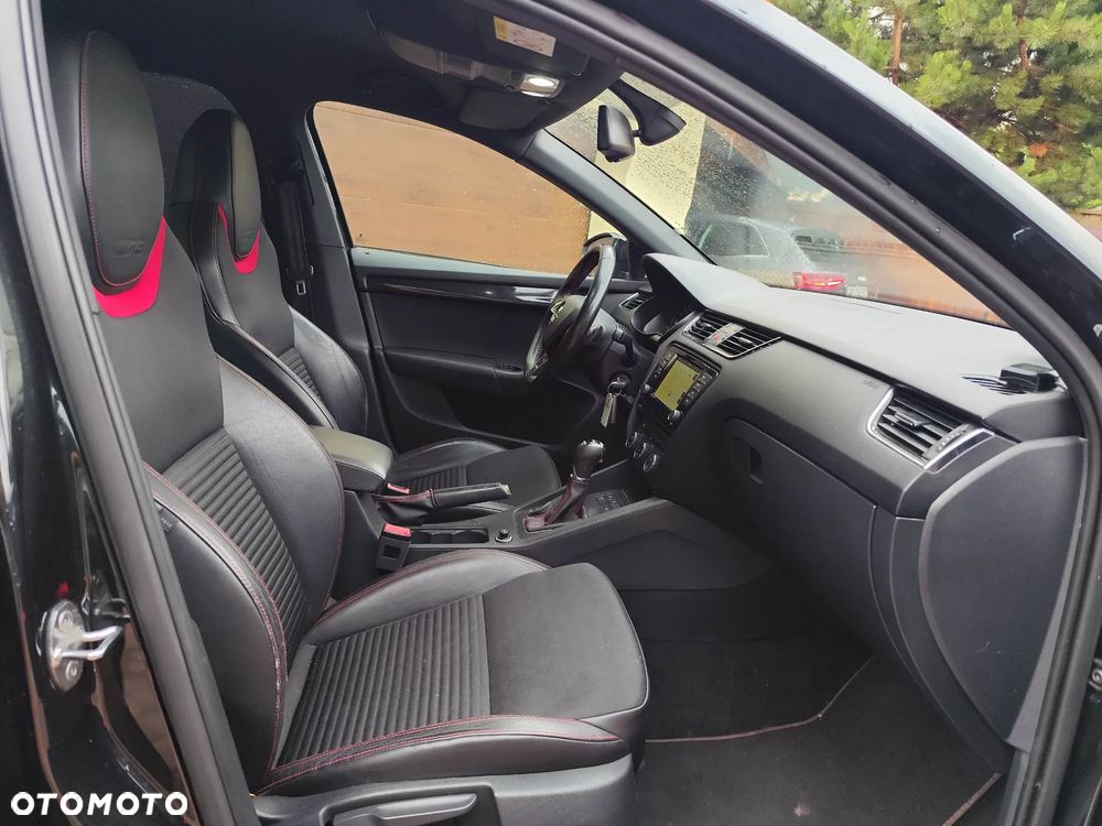 Skoda Octavia 2.0 TDI RS DSG - 14