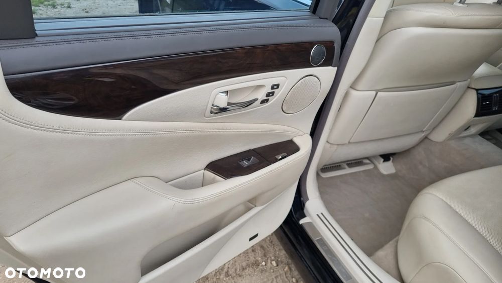 Lexus LS 600h Ambience h - 25