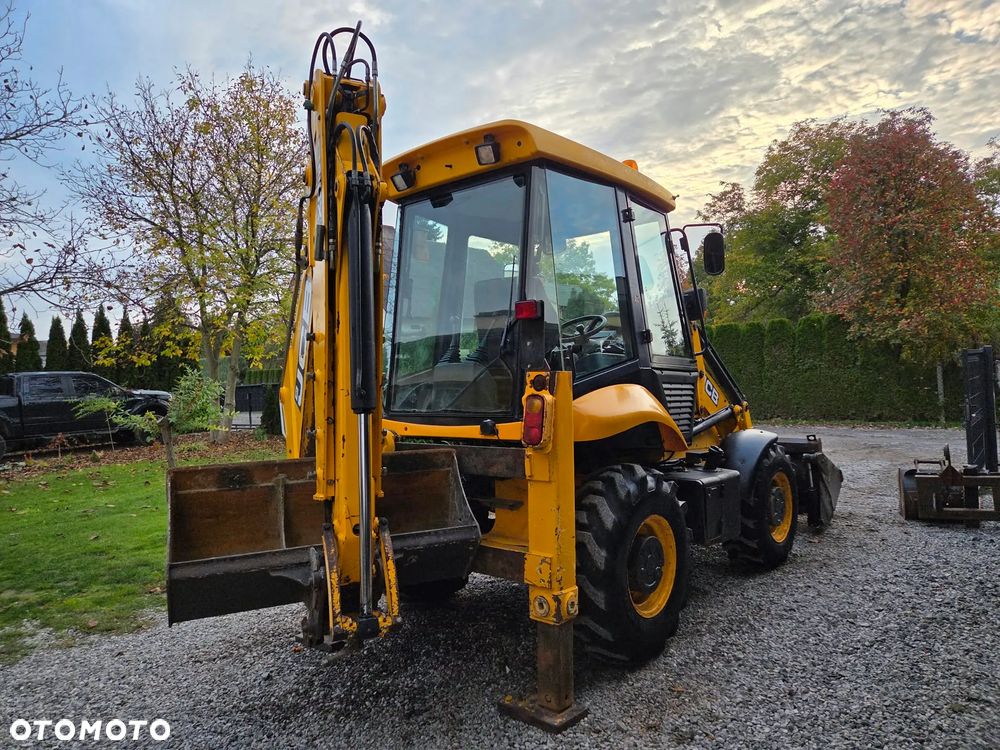 JCB 2CX - 3