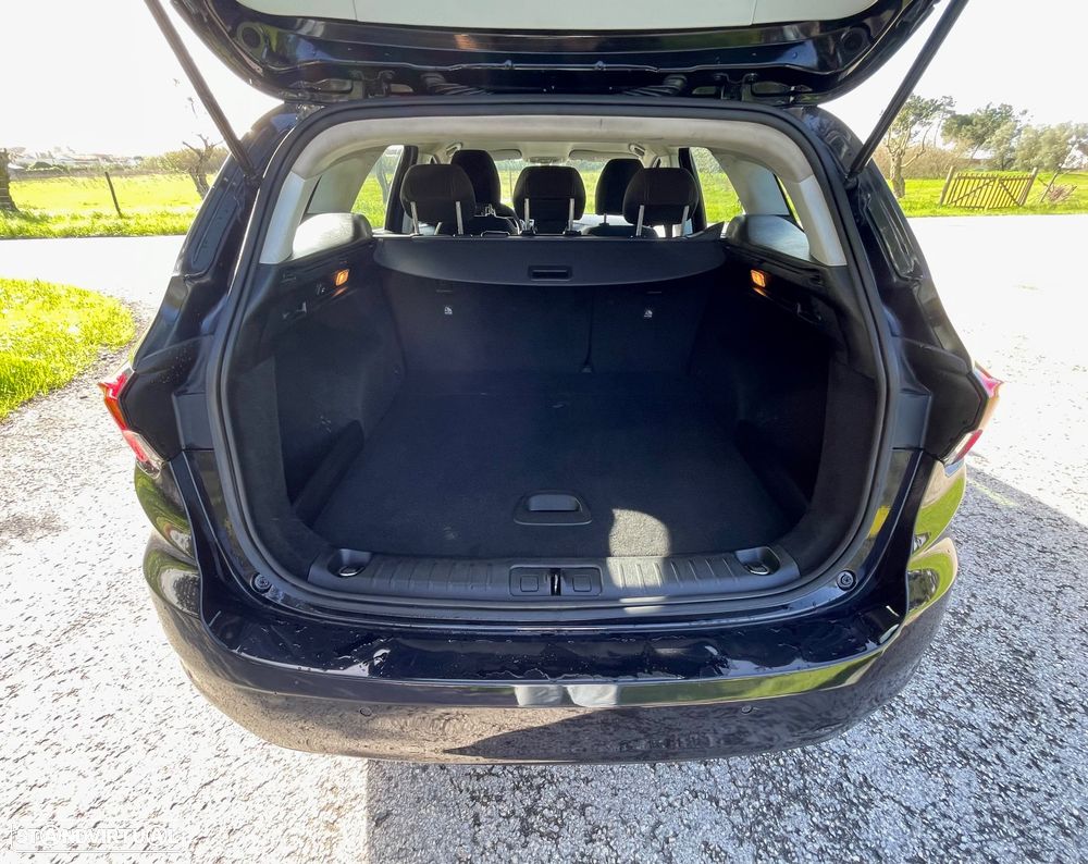 Fiat Tipo Station Wagon 1.3 M-Jet Lounge - 21