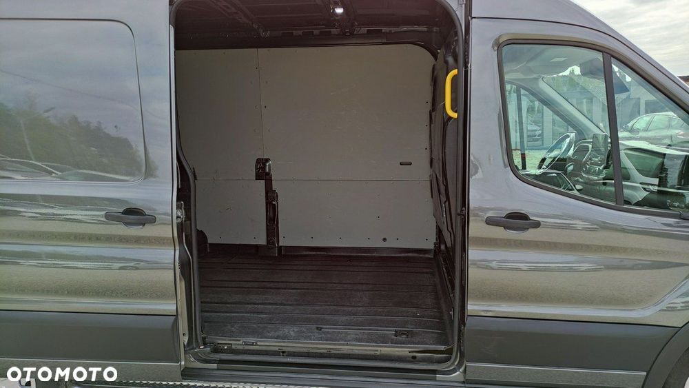 Ford Transit - 8