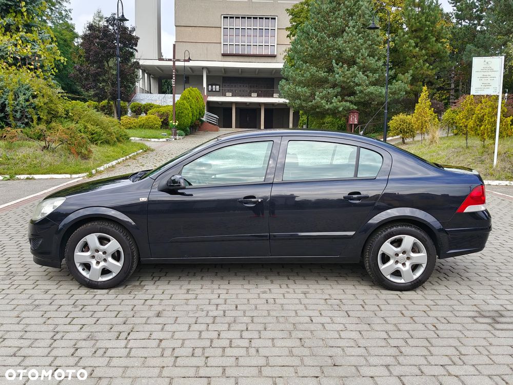 Opel Astra 1.6 Enjoy - 14