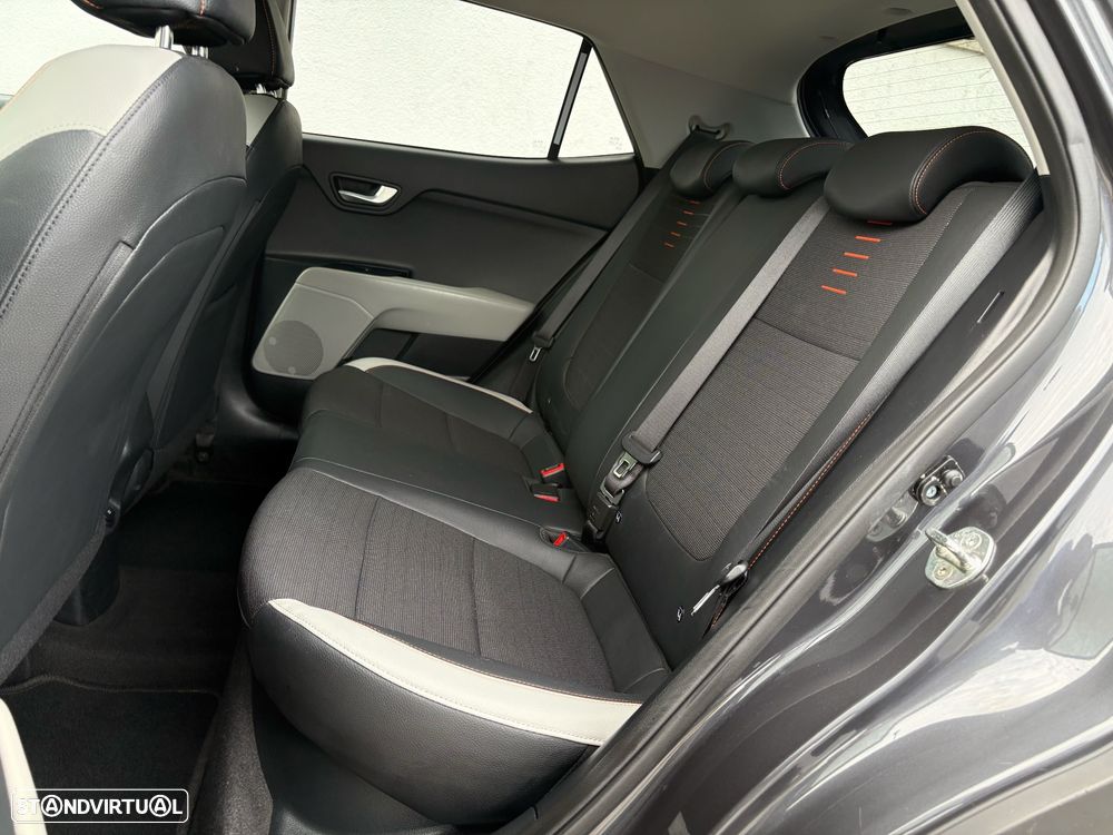 Kia Stonic 1.0 T-GDI Tech - 27
