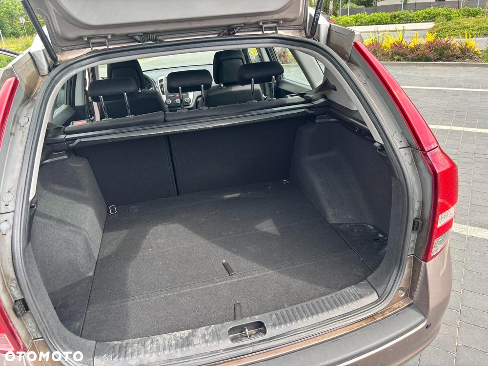 Kia Ceed 1.6 Comfort - 26