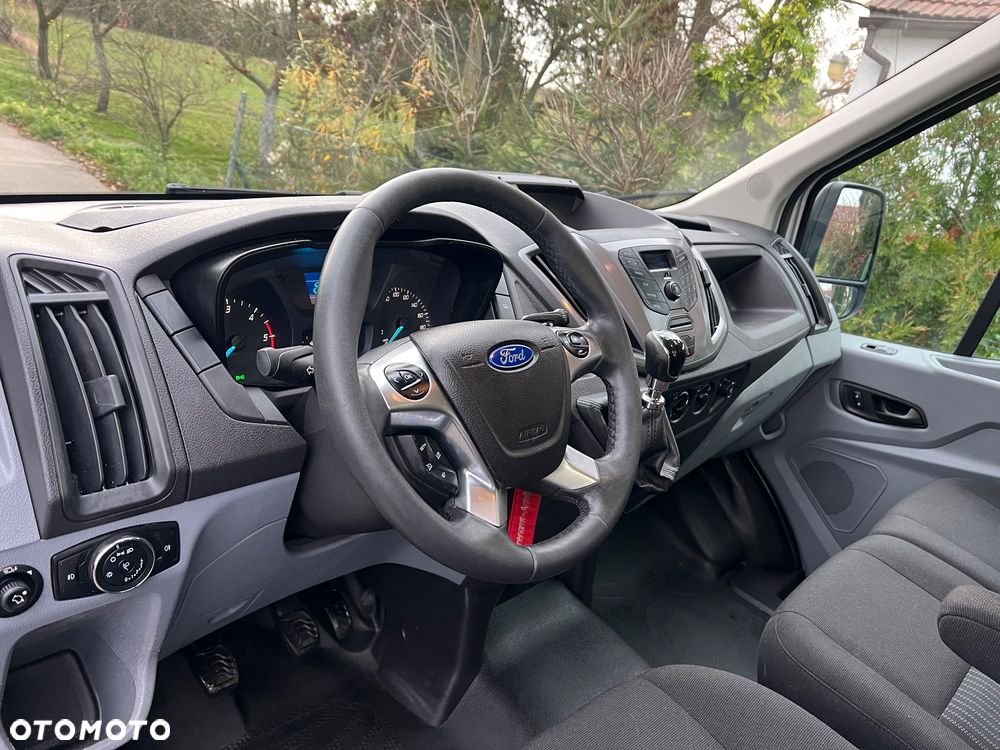 Ford Transit - 11