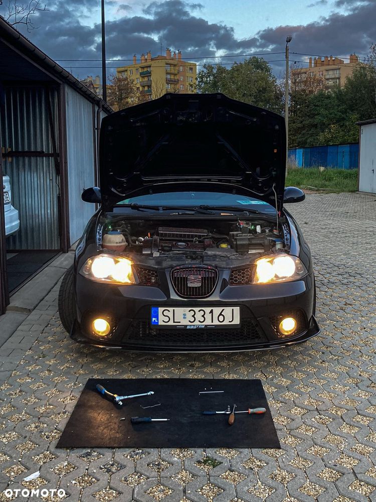 Seat Ibiza SC 1.4 16V Style - 24