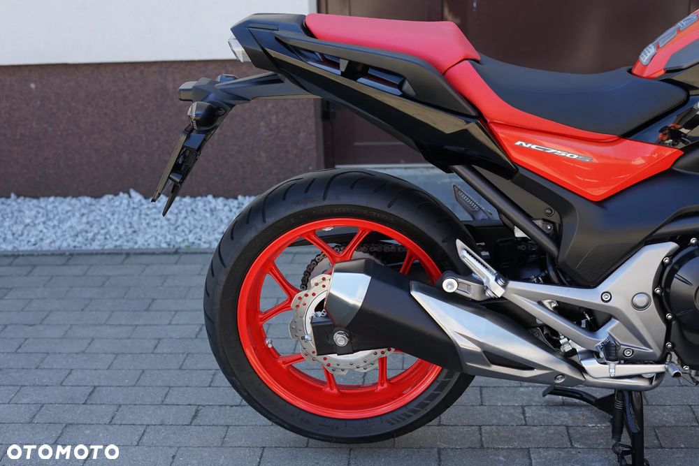 Honda NC - 5