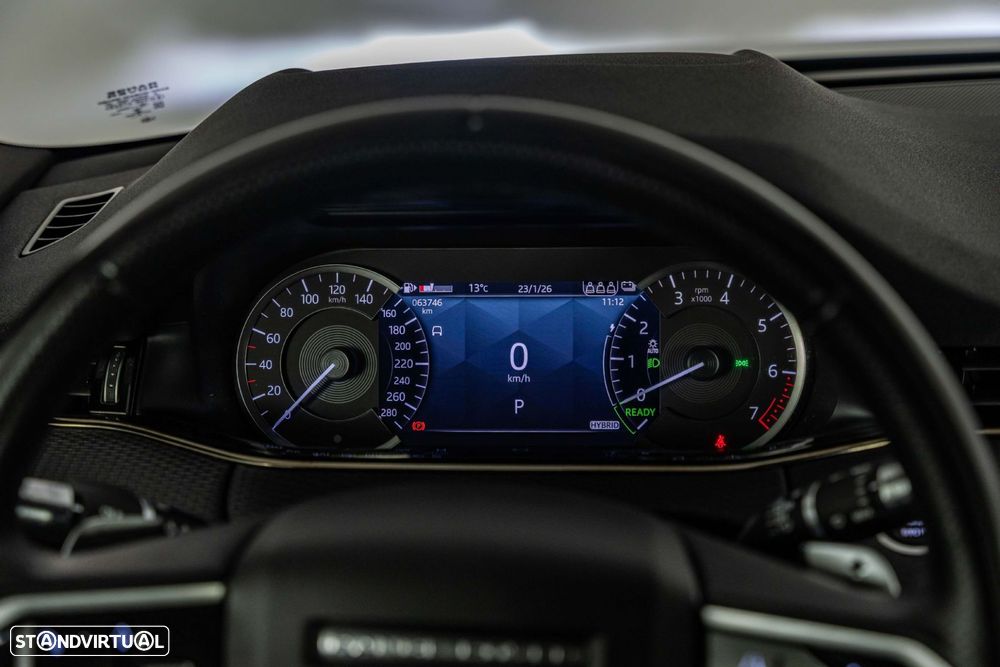 Land Rover Range Rover Evoque 1.5 P300e AWD Auto - 34