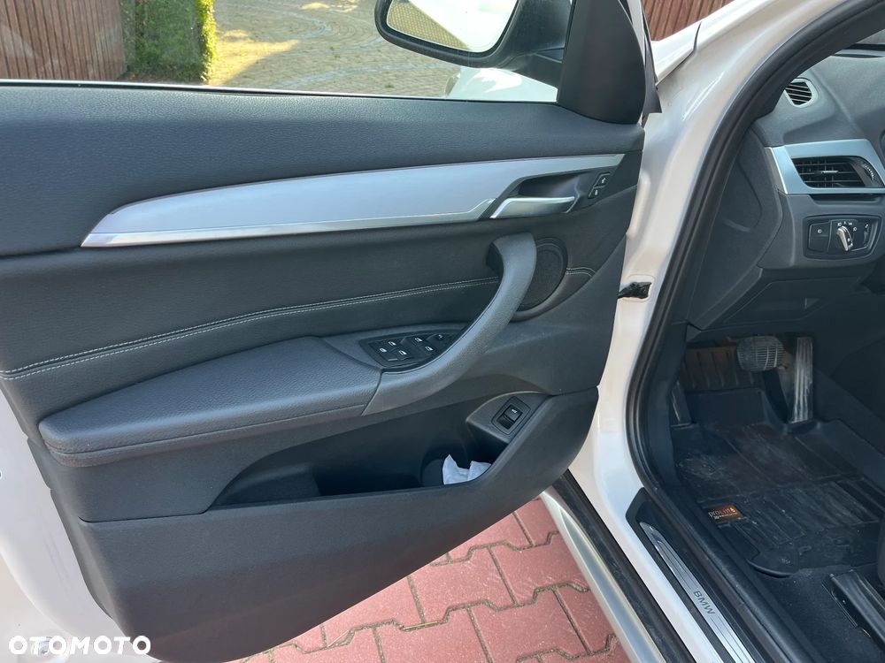 BMW X1 xDrive25i GPF xLine - 9