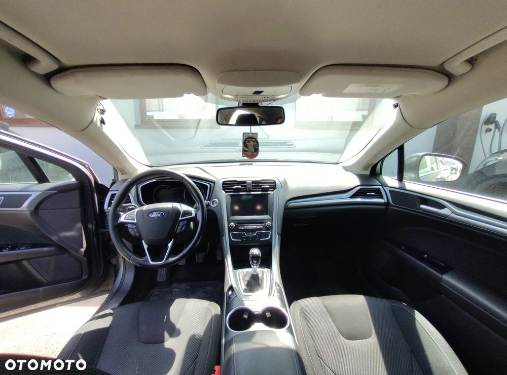 Ford Mondeo 2.0 TDCi Ambiente - 5