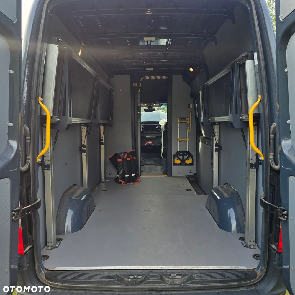 Mercedes-Benz sprinter - 20