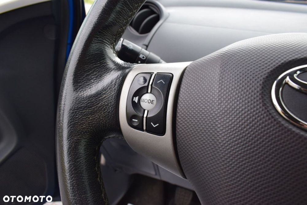 Toyota Yaris - 23