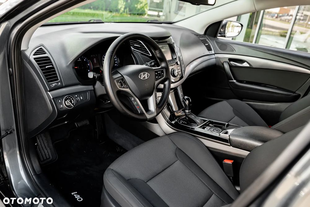 Hyundai i40 Kombi 1.7 CRDi DCT Premium - 19