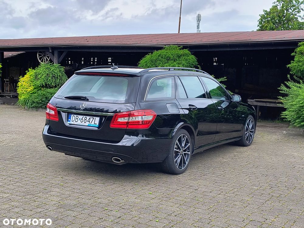 Mercedes-Benz Klasa E 350 CDI 4-Matic BlueEff Avantgarde - 3
