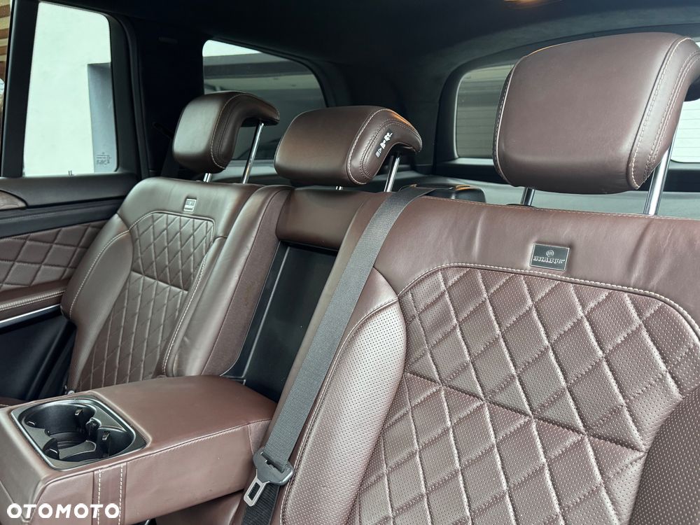 Mercedes-Benz GL - 23