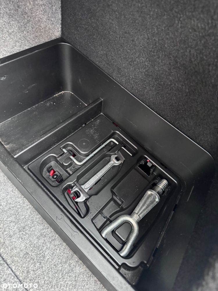 BMW Seria 3 - 14
