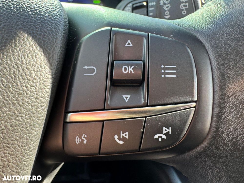 FORD Kuga 2022 — imagine 18