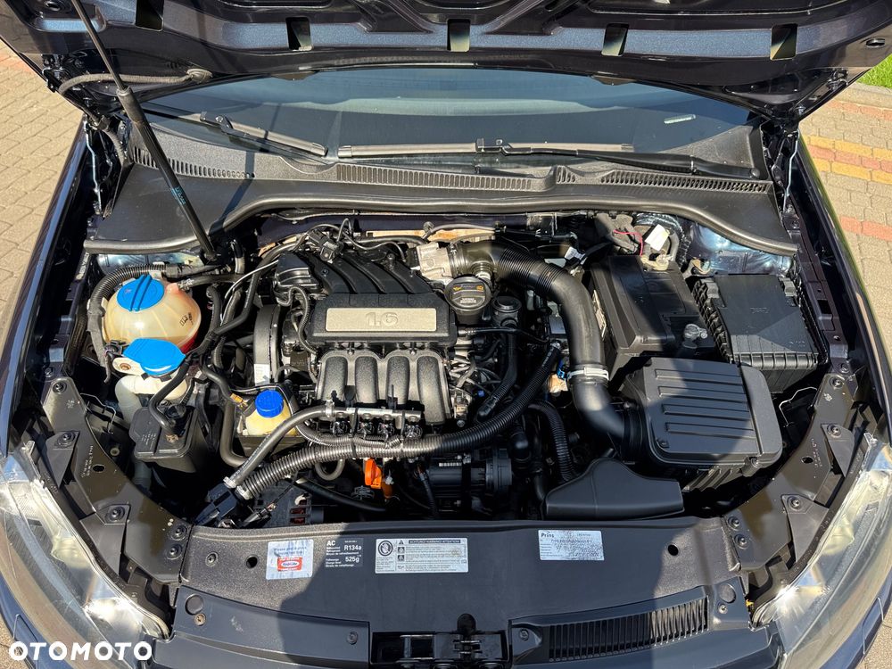 Volkswagen Golf 1.6 Edition - 16