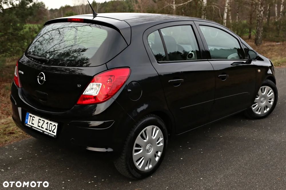 Opel Corsa 1.2 16V - 18