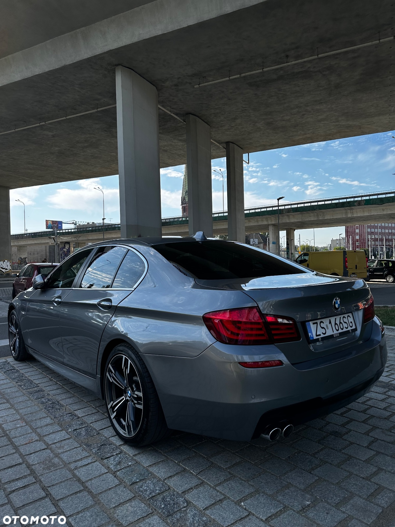 BMW Seria 5 530d xDrive - 8
