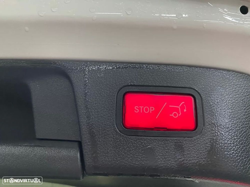 Mercedes-Benz GLA 180 d 7G-DCT AMG Line - 19