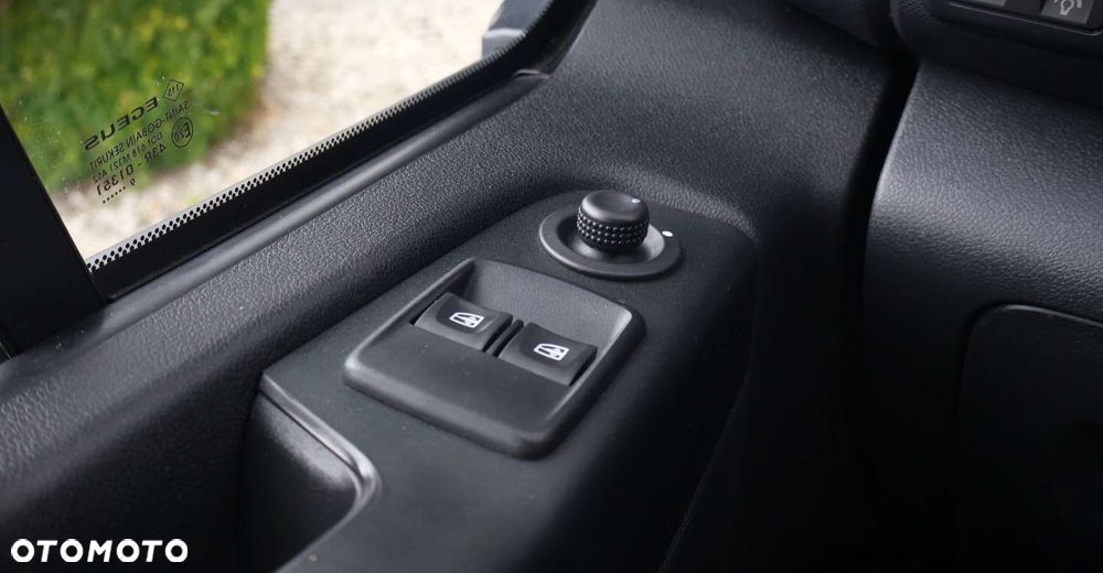 Renault Trafic - 30