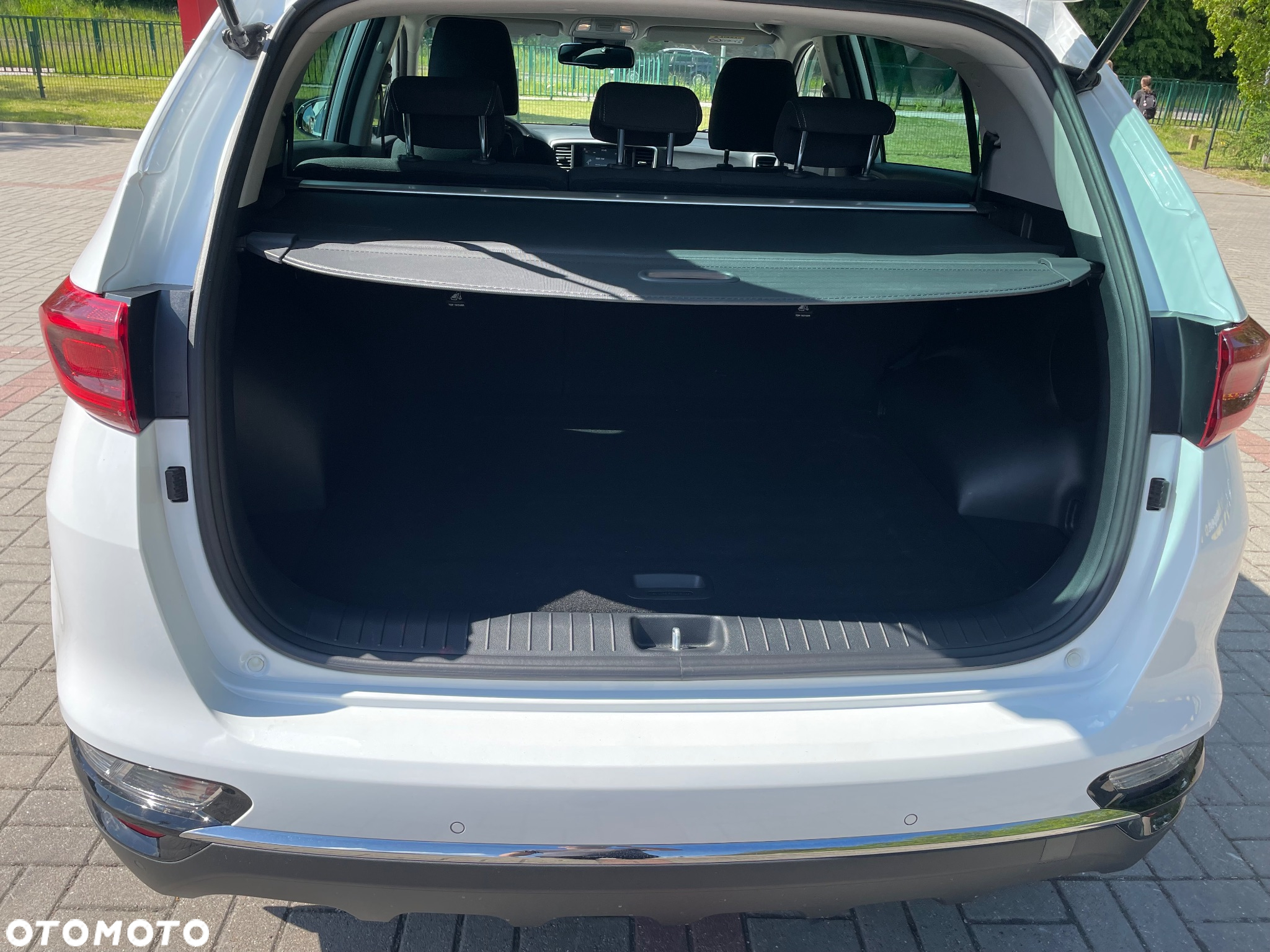 Kia Sportage 1.6 CRDI 2WD SPIRIT - 9