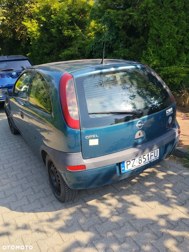Opel Corsa 1.2 16V Comfort - 3