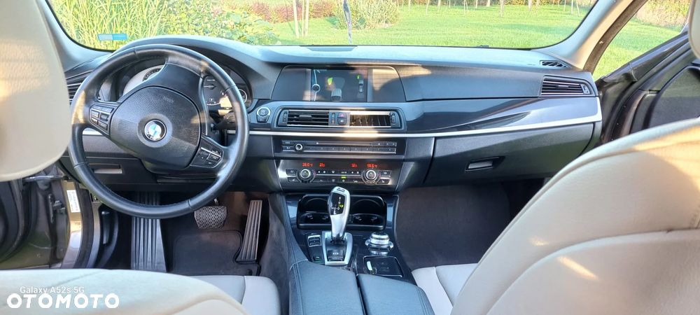 BMW Seria 5 520d Touring Modern Line - 4